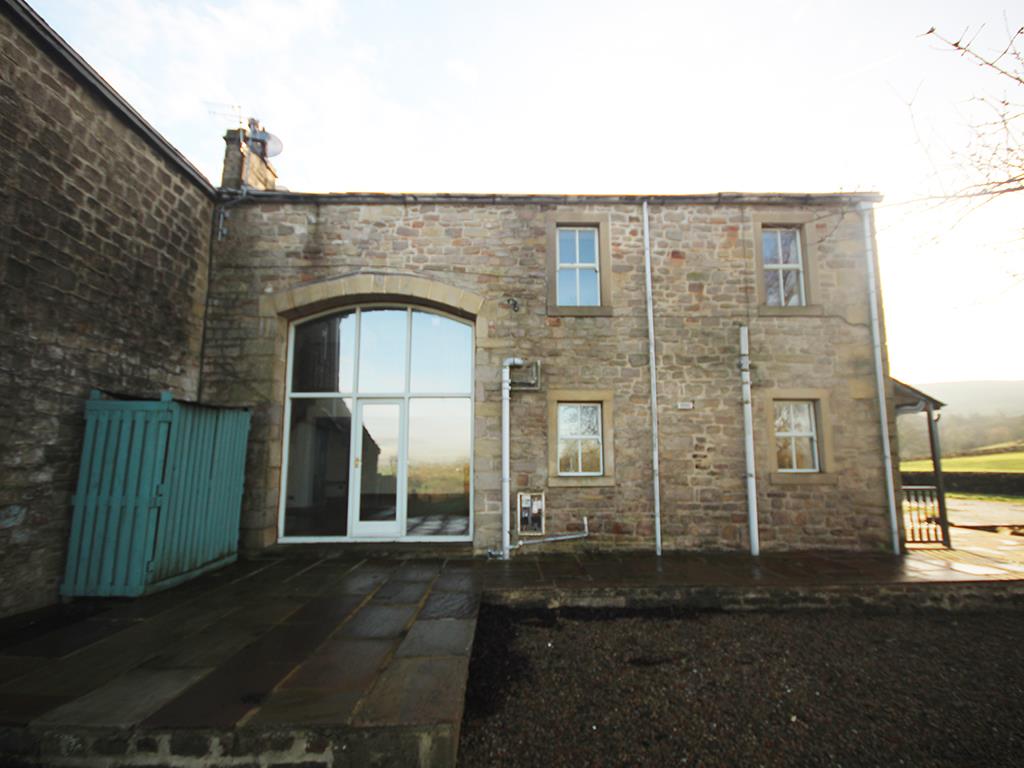 4 bedroom house To Let in Barnoldswick - IMG_0757.jpg